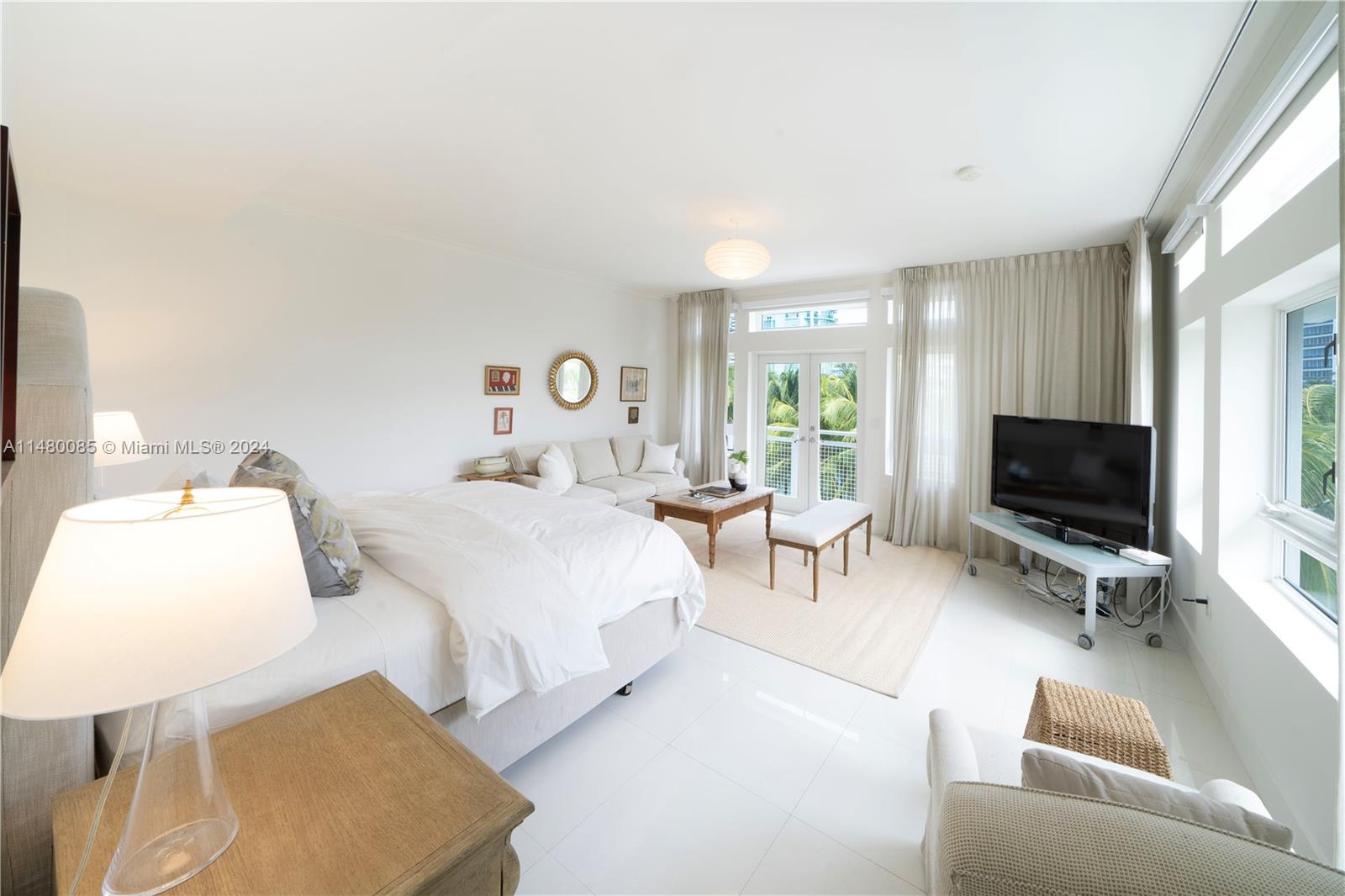 6010 Aqua Path Miami Beach, FL 33141 - Photo 37 of 65