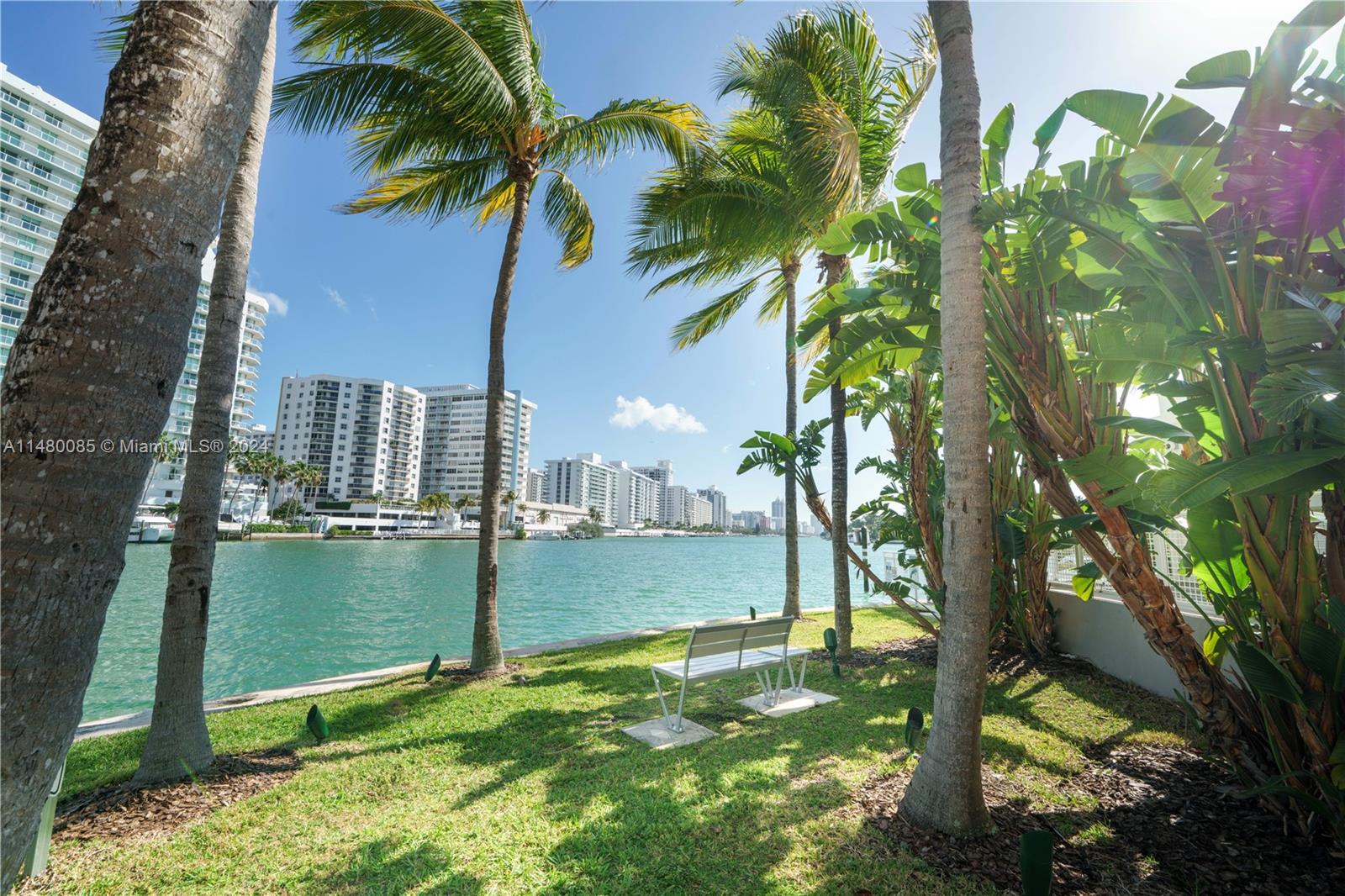 6010 Aqua Path Miami Beach, FL 33141 - Photo 64 of 65