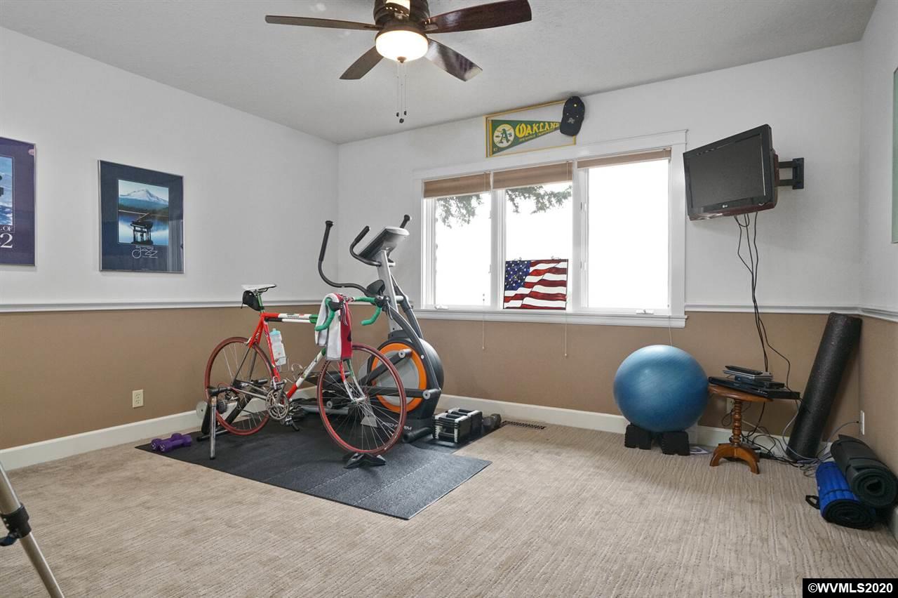 4337 Orchard Heights Road Northwest Salem, OR 97304 - Photo 19 of 42 Gallery Image 19