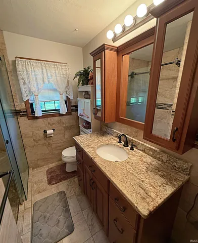 $285,000 | 2257 Highway 57, Washington, IN 47501