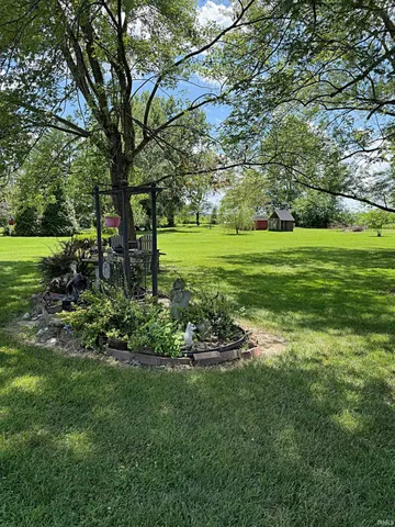 $285,000 | 2257 Highway 57, Washington, IN 47501