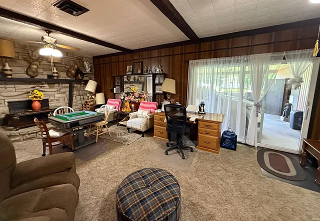 $285,000 | 2257 Highway 57, Washington, IN 47501