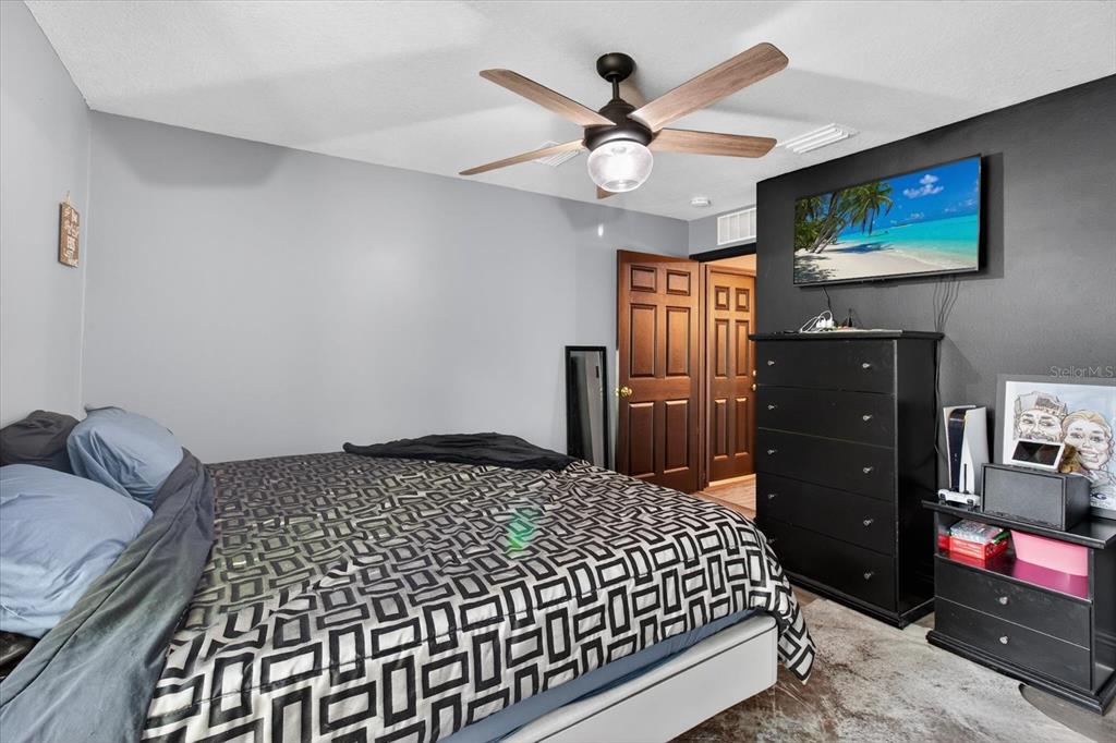 1005 13th Avenue Northwest Largo, FL 33770 - Photo 23 of 54