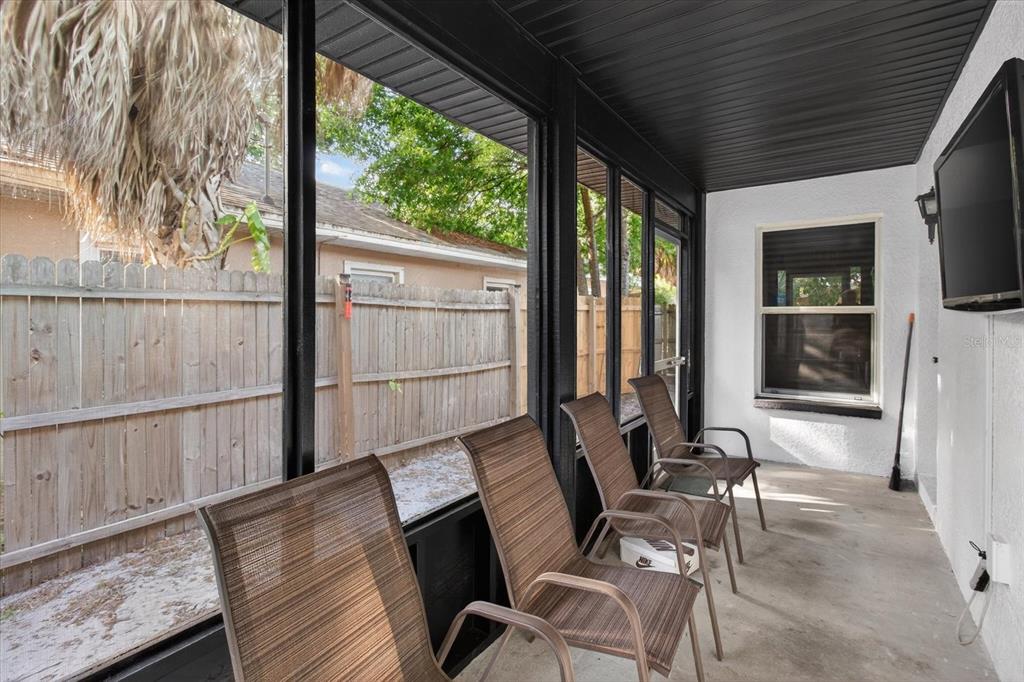 1005 13th Avenue Northwest Largo, FL 33770 - Photo 38 of 54