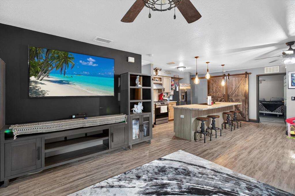 1005 13th Avenue Northwest Largo, FL 33770 - Photo 6 of 54