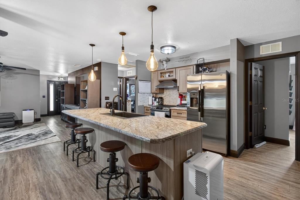 1005 13th Avenue Northwest Largo, FL 33770 - Photo 10 of 54