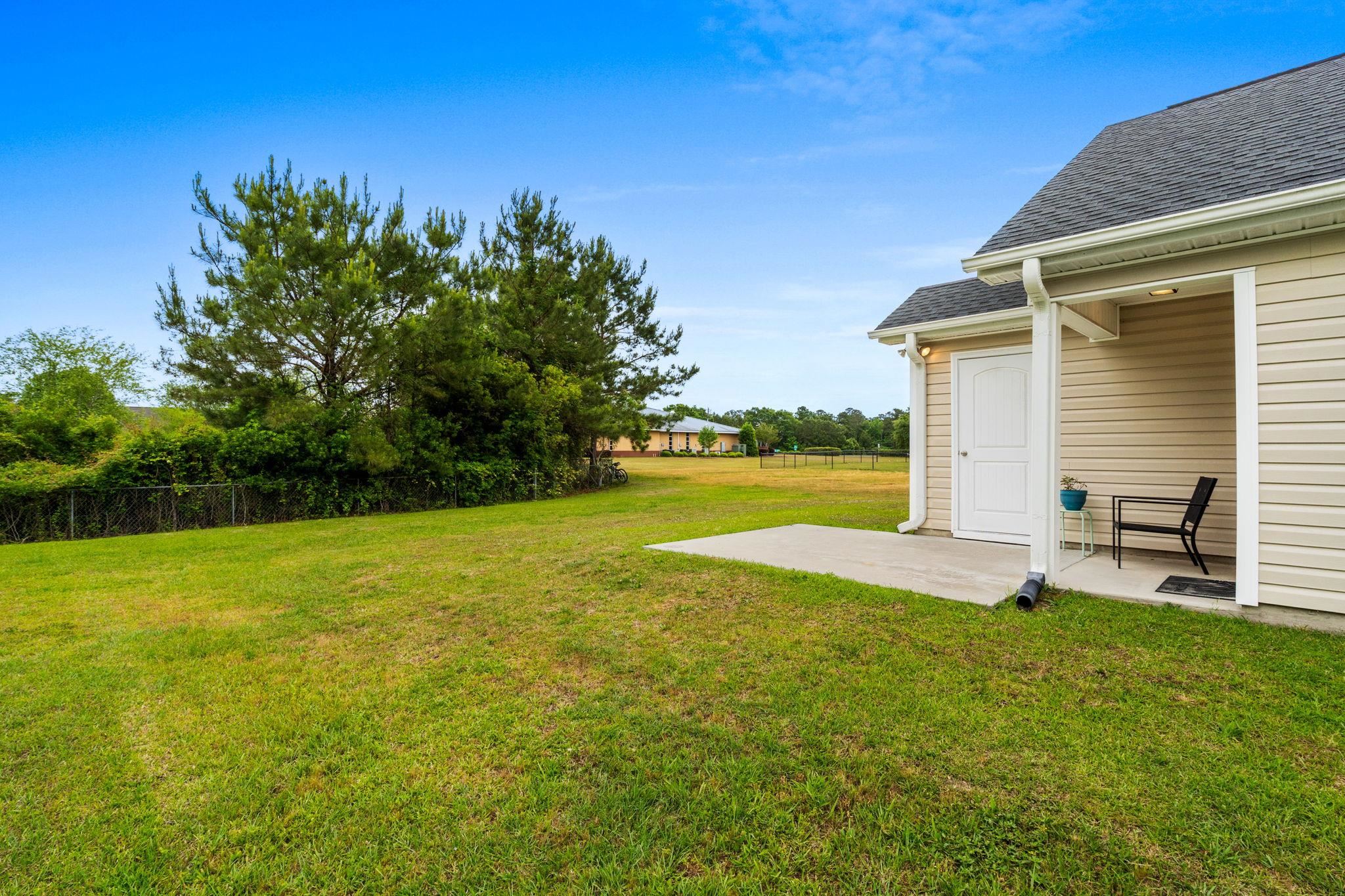 786 12th Avenue Aynor, SC 29511 - Photo 4 of 38