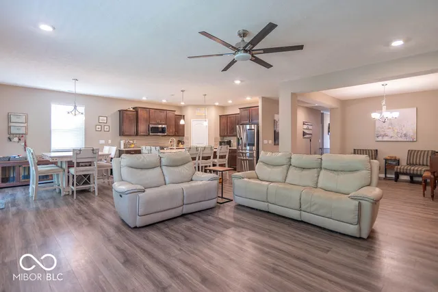 $395,000 | 6123 Haworth Circle, Plainfield, IN 46168