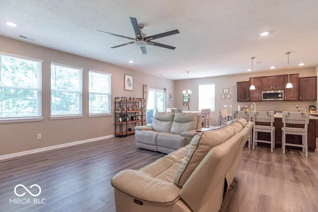 $395,000 | 6123 Haworth Circle, Plainfield, IN 46168