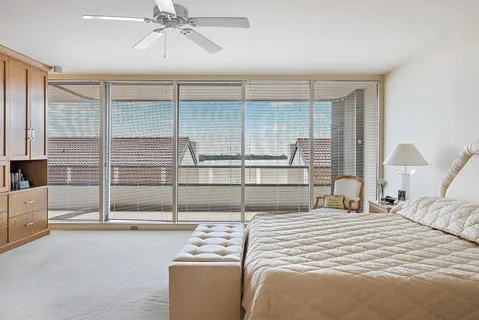 $995,000 | 100 Lakeshore Drive, Unit 251, North Palm Beach, FL 33408