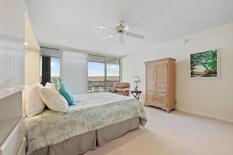 $995,000 | 100 Lakeshore Drive, Unit 251, North Palm Beach, FL 33408