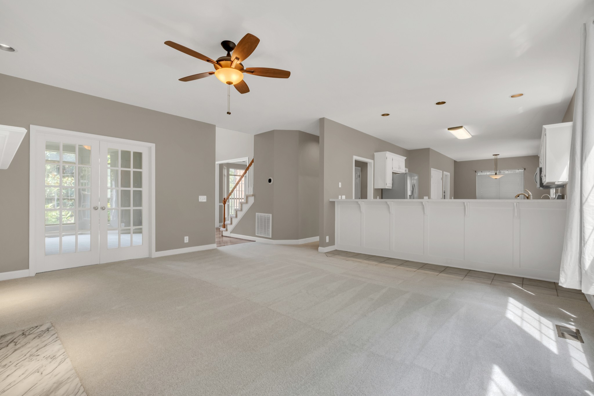 8169 Londonberry Road Nashville, TN 37221 - Photo 27 of 82 a view of an empty room with a window