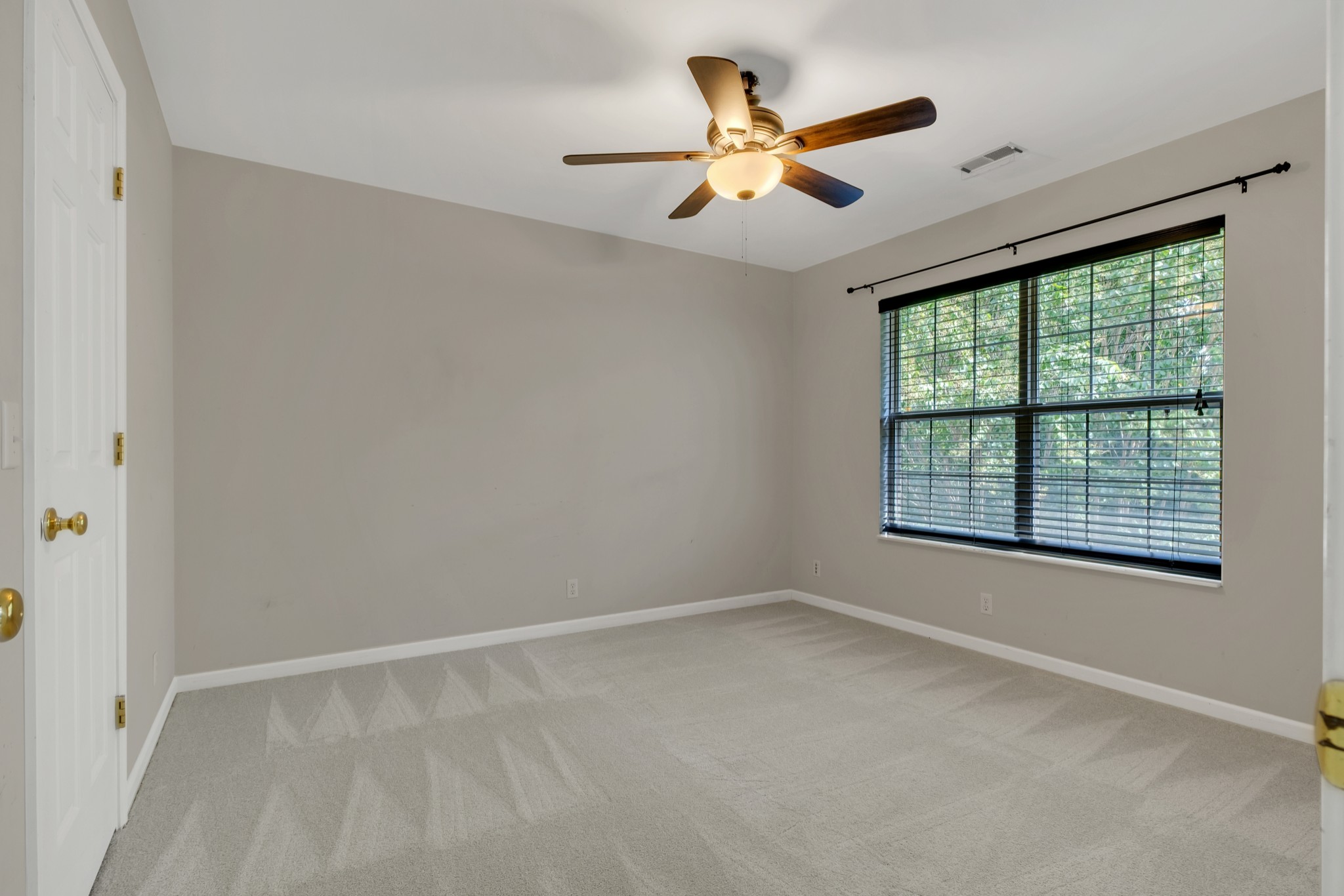 8169 Londonberry Road Nashville, TN 37221 - Photo 50 of 82