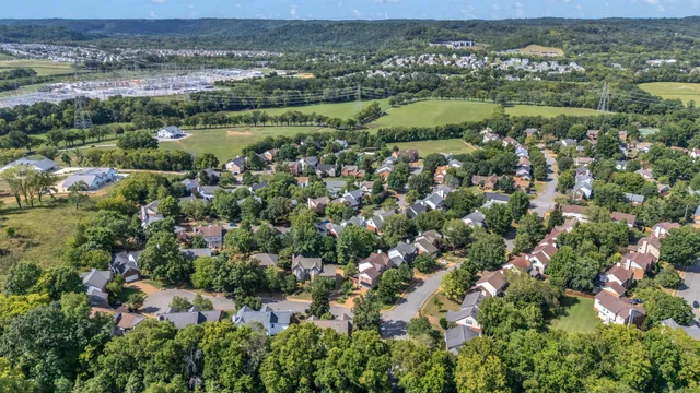 $695,000 | 8169 Londonberry Road, Nashville, TN 37221