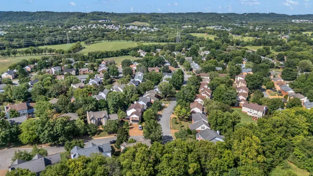 $695,000 | 8169 Londonberry Road, Nashville, TN 37221