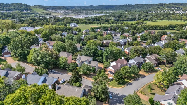 $695,000 | 8169 Londonberry Road, Nashville, TN 37221