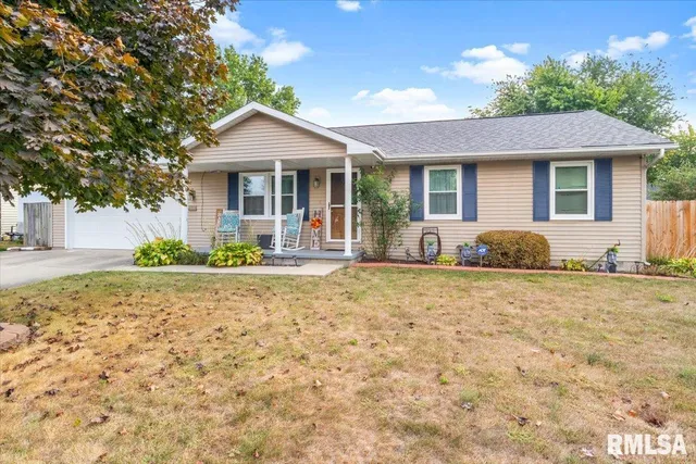 $165,000 | 109 North Violet Drive, Auburn, IL 62615