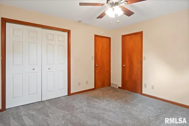 $165,000 | 109 North Violet Drive, Auburn, IL 62615