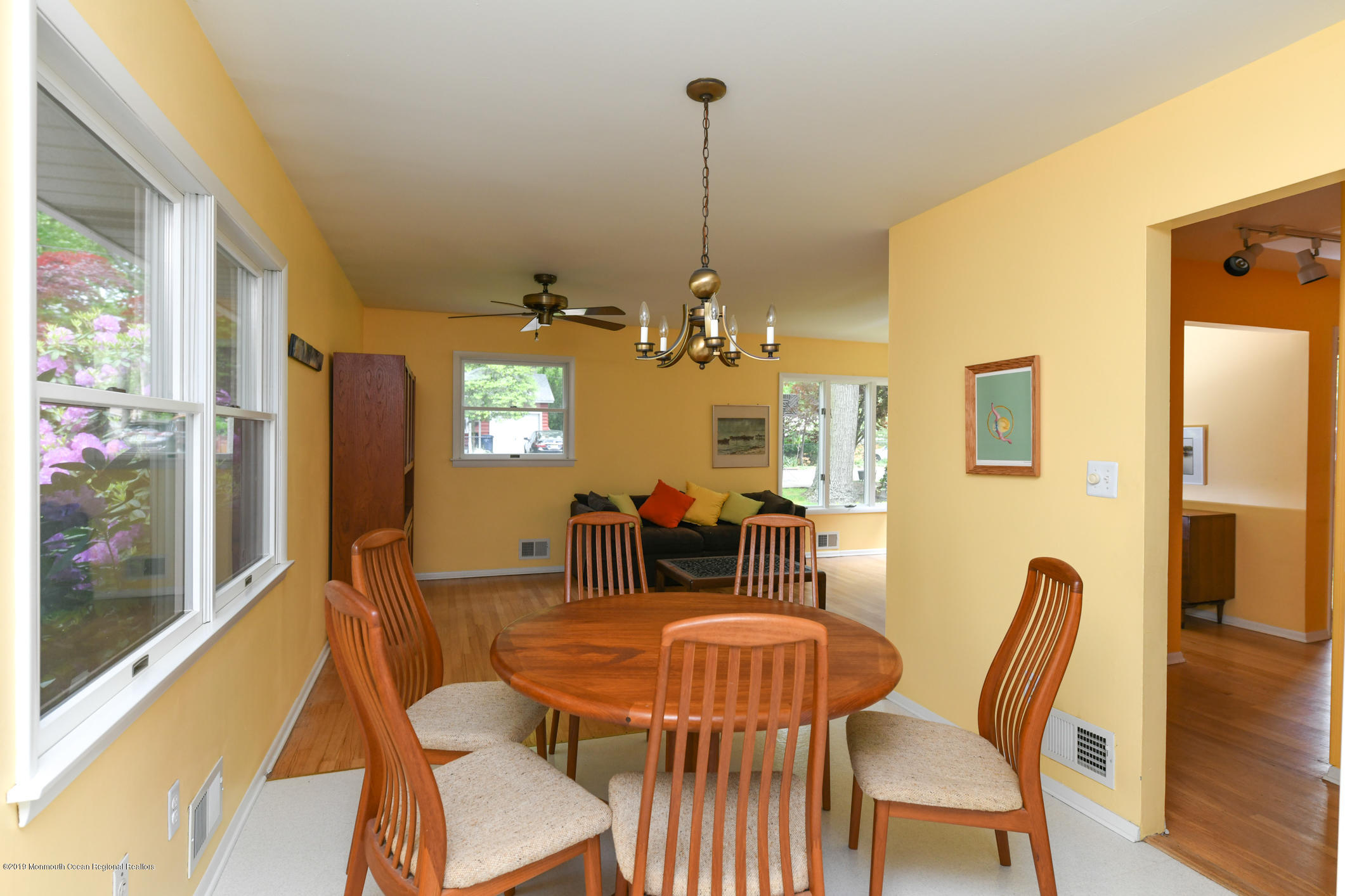 192 Highwood Road Oakhurst, NJ 07755 - Photo 10 of 17 SP1_9187