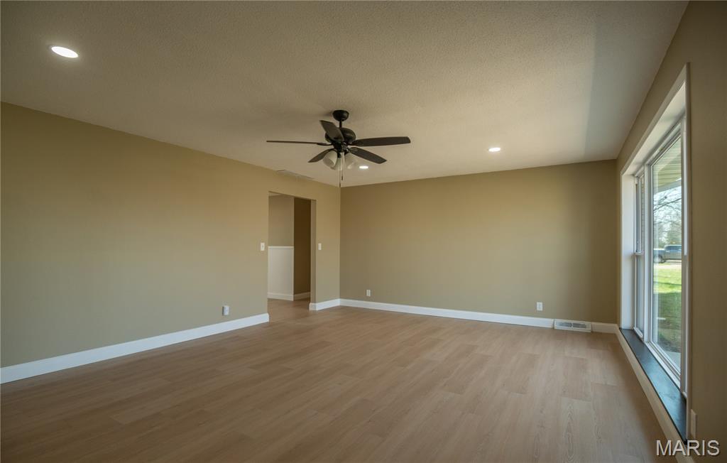 1915 Old Orchard Road Poplar Bluff, MO 63901 - Photo 13 of 28