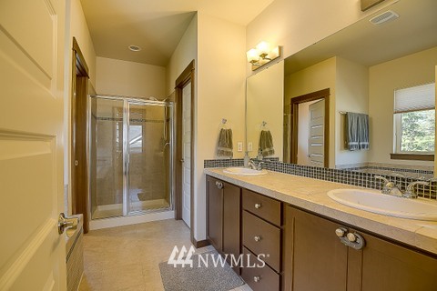23020 Barker Road Bothell, WA 98021 - Photo 14 of 19