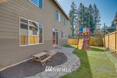 23020 Barker Road Bothell, WA 98021 - Photo 3 of 19