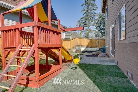 23020 Barker Road Bothell, WA 98021 - Photo 4 of 19