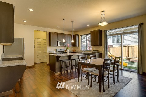 23020 Barker Road Bothell, WA 98021 - Photo 7 of 19