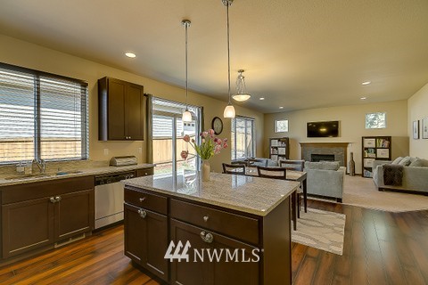 23020 Barker Road Bothell, WA 98021 - Photo 8 of 19