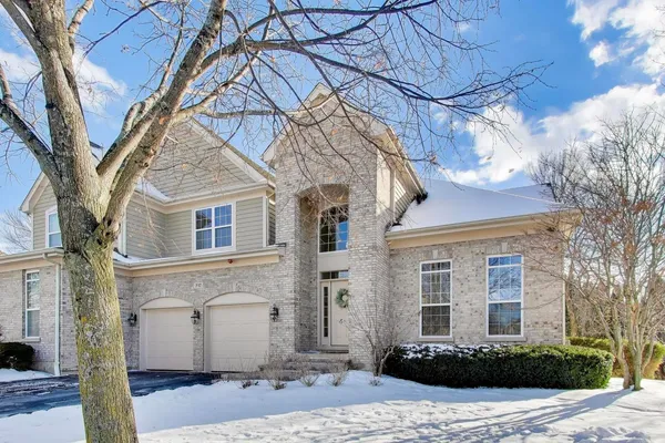 $790,000 | 717 Stone Canyon Circle, Inverness, IL 60010