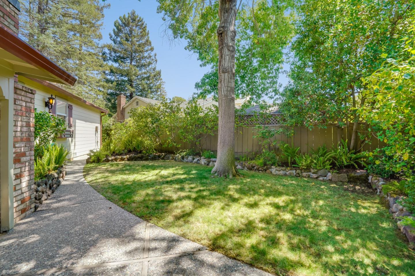 1990 Sharon Road Menlo Park, CA 94025 - Photo 36 of 40 a view of a back yard