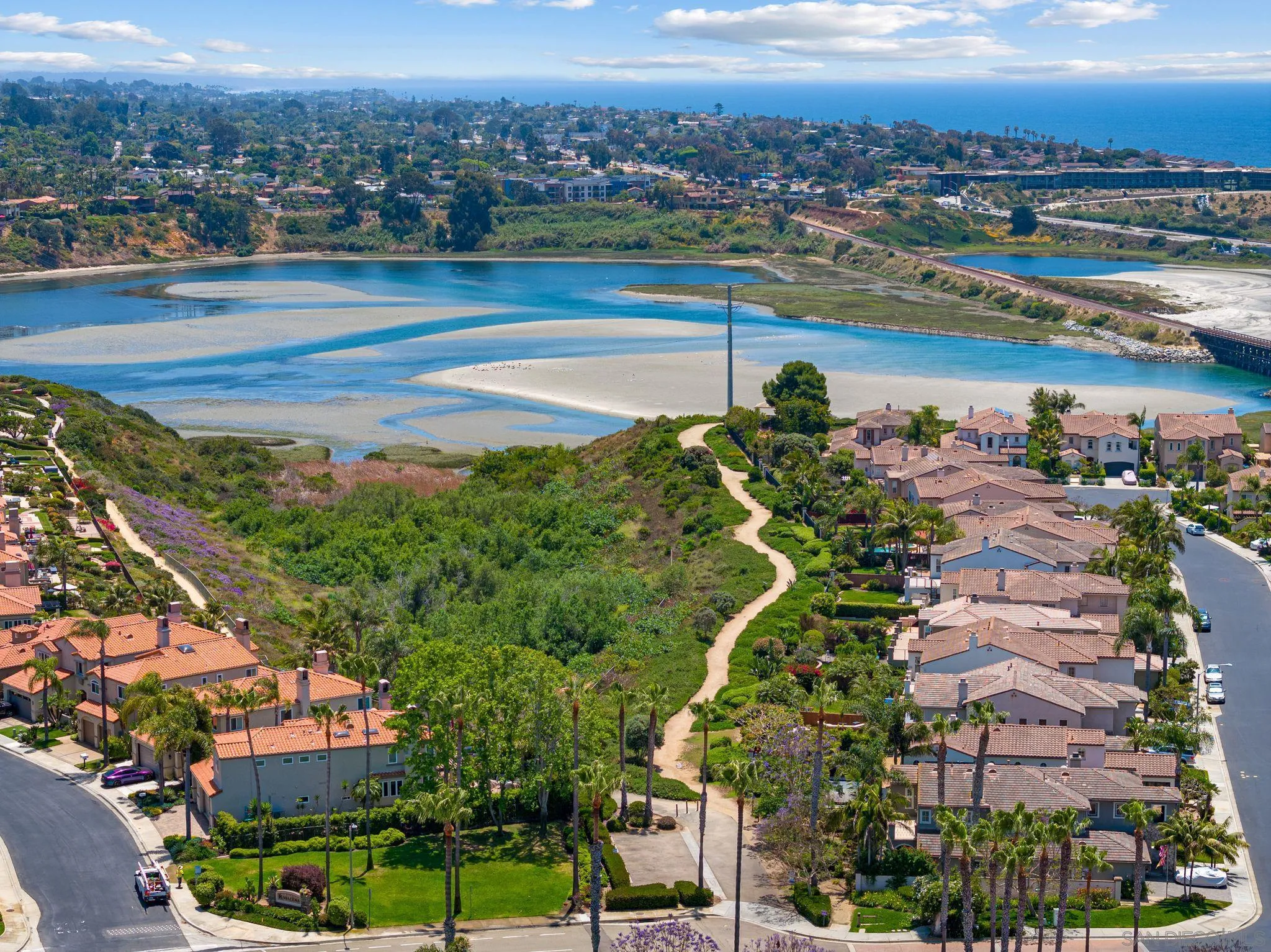 7451 Capstan Drive Carlsbad, CA 92011 - Photo 63 of 64 a view of a city