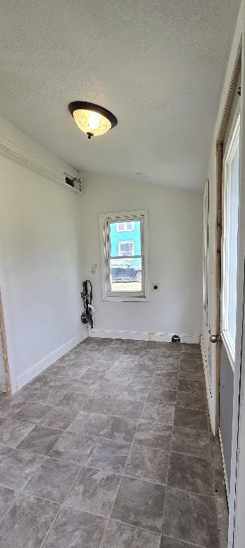 1133 Miller Avenue Windom, MN 56101 - Photo 5 of 30