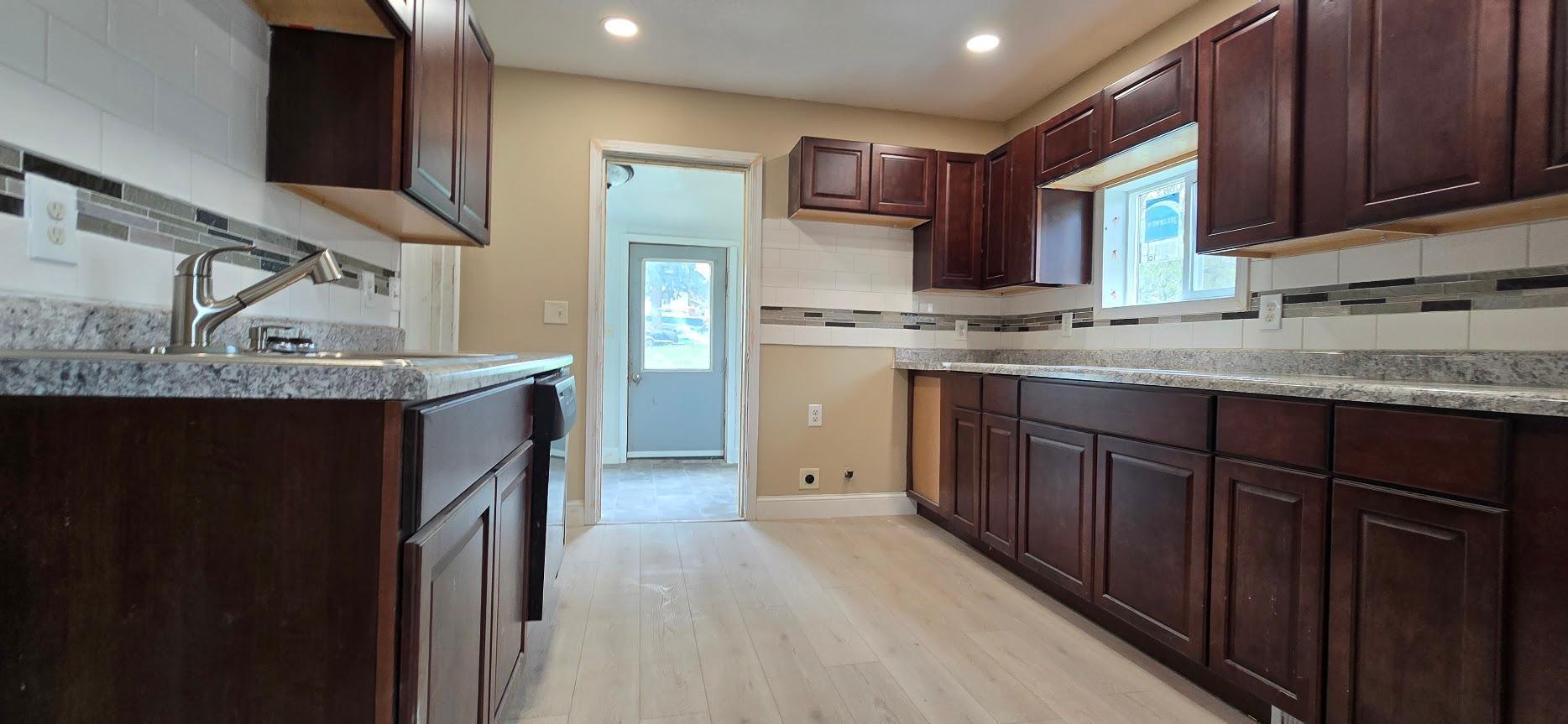 1133 Miller Avenue Windom, MN 56101 - Photo 8 of 30