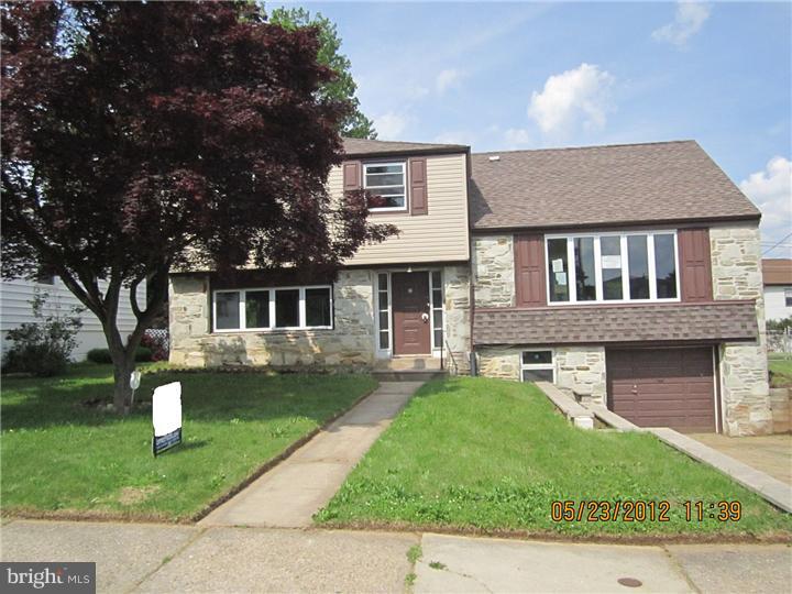 827 Densmore Road Philadelphia, PA 19116 - Photo 1 of 13 Exterior Front