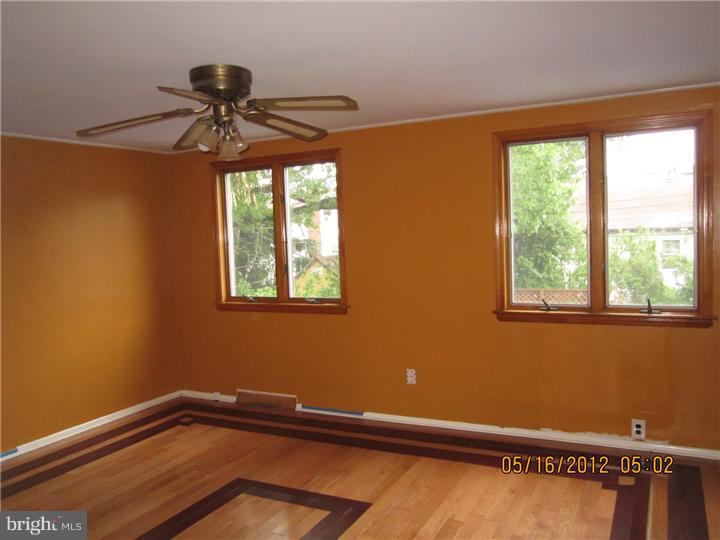 827 Densmore Road Philadelphia, PA 19116 - Photo 11 of 13 Bedroom 3