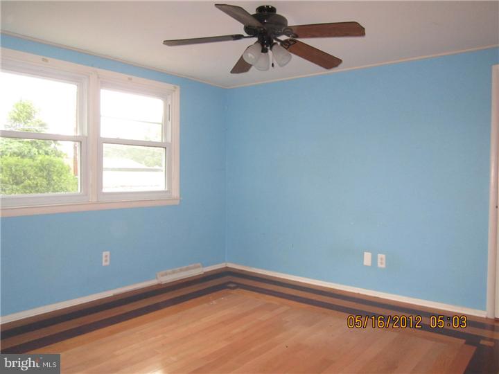 827 Densmore Road Philadelphia, PA 19116 - Photo 13 of 13 Bedroom 4