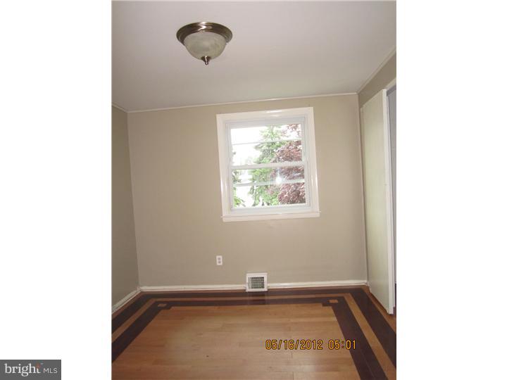 827 Densmore Road Philadelphia, PA 19116 - Photo 9 of 13 Bedroom