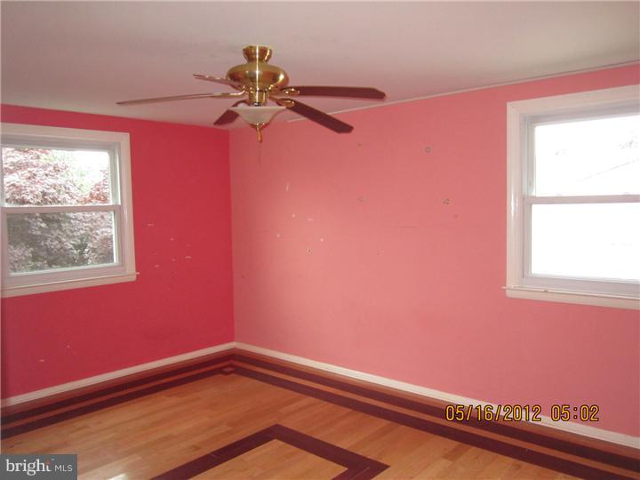 827 Densmore Road Philadelphia, PA 19116 - Photo 10 of 13 Bedroom 2