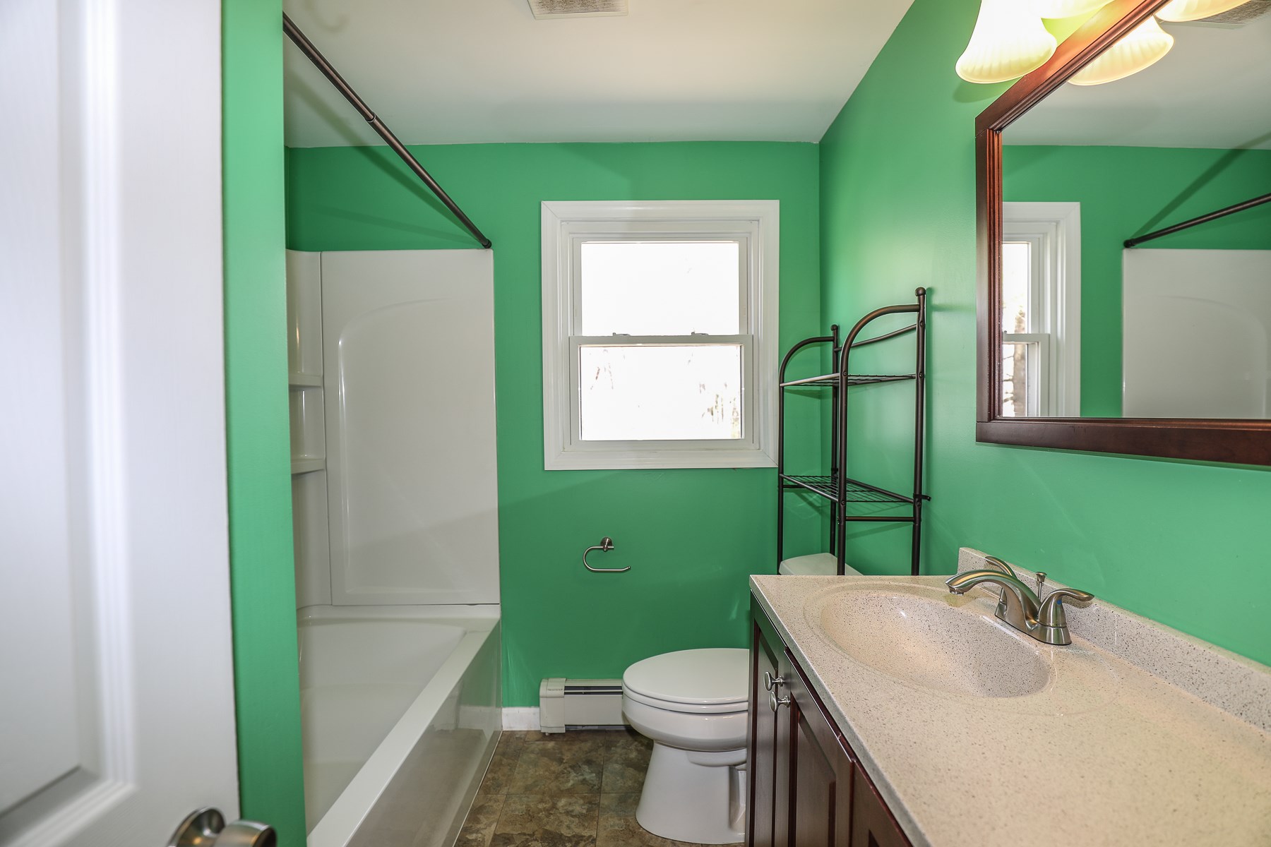 46 Whitehall Road Hooksett, NH 03106 - Photo 15 of 31 Gallery Image 15