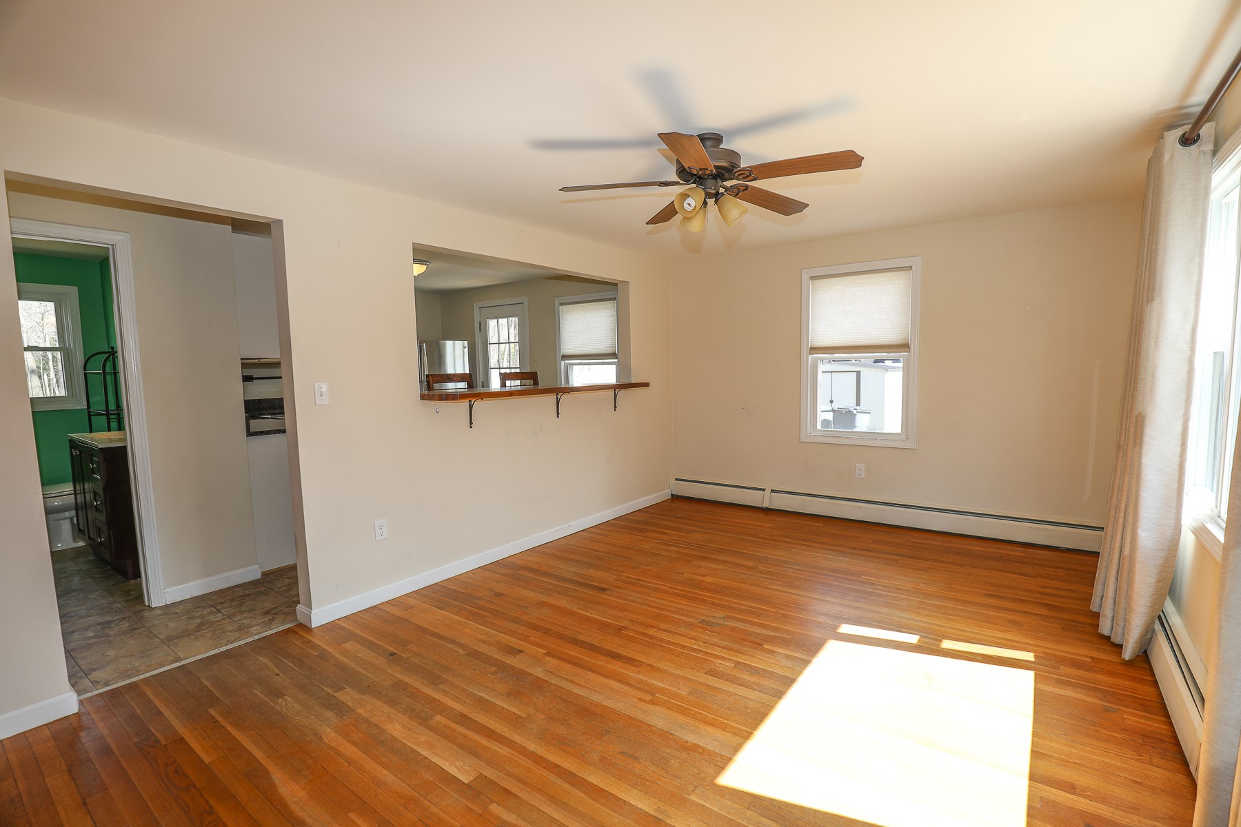 46 Whitehall Road Hooksett, NH 03106 - Photo 9 of 31 Gallery Image 9