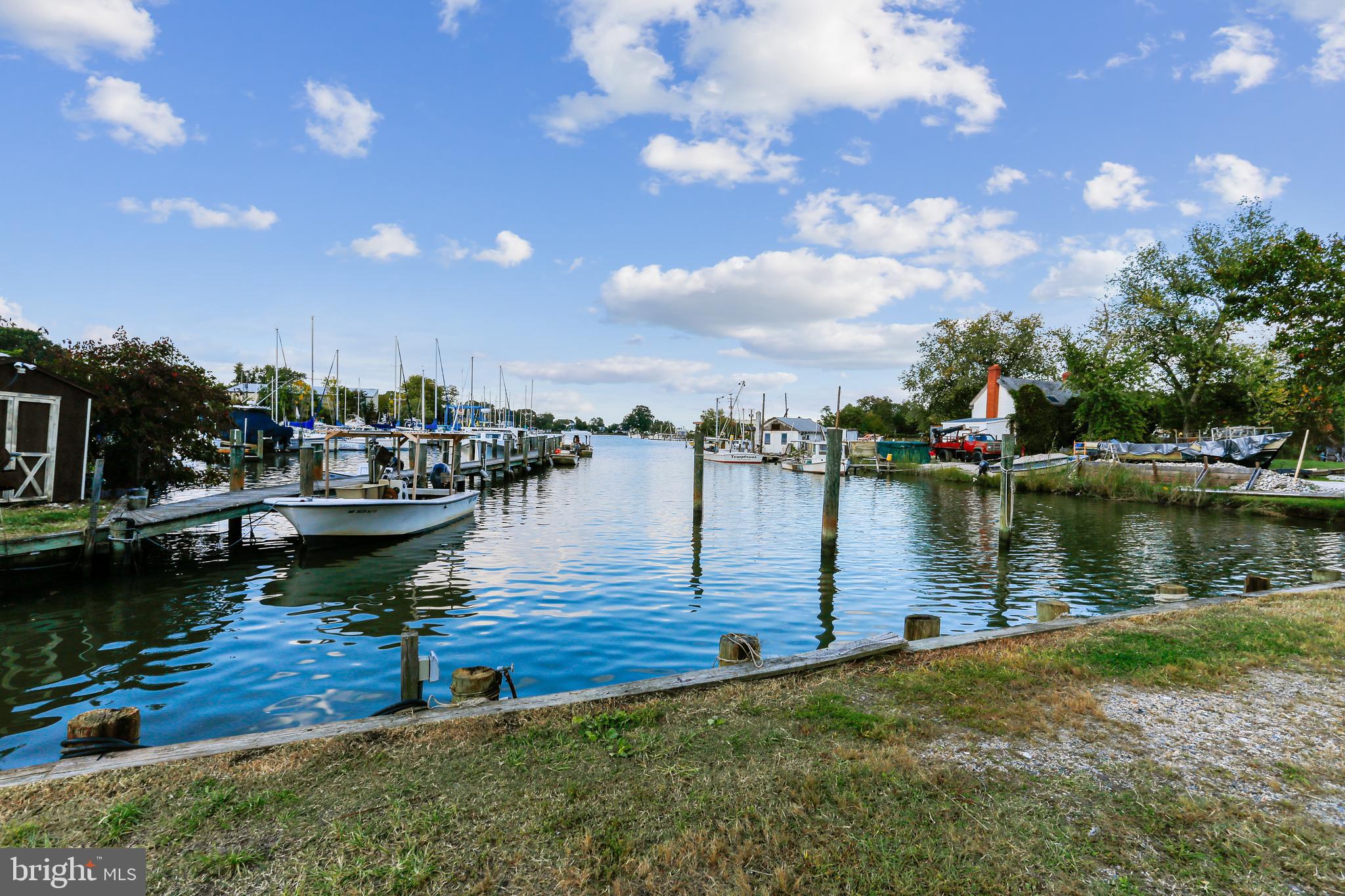 1462 Snug Harbor Road Shady Side, MD 20764 - Photo 2 of 23