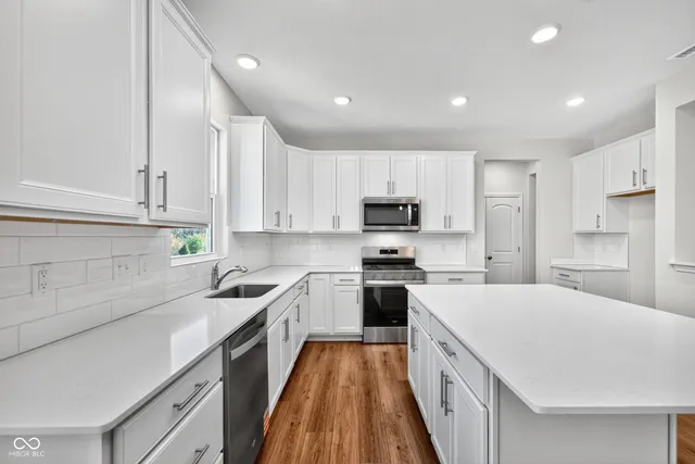 $479,900 | 7263 Barrett Drive, Brownsburg, IN 46112