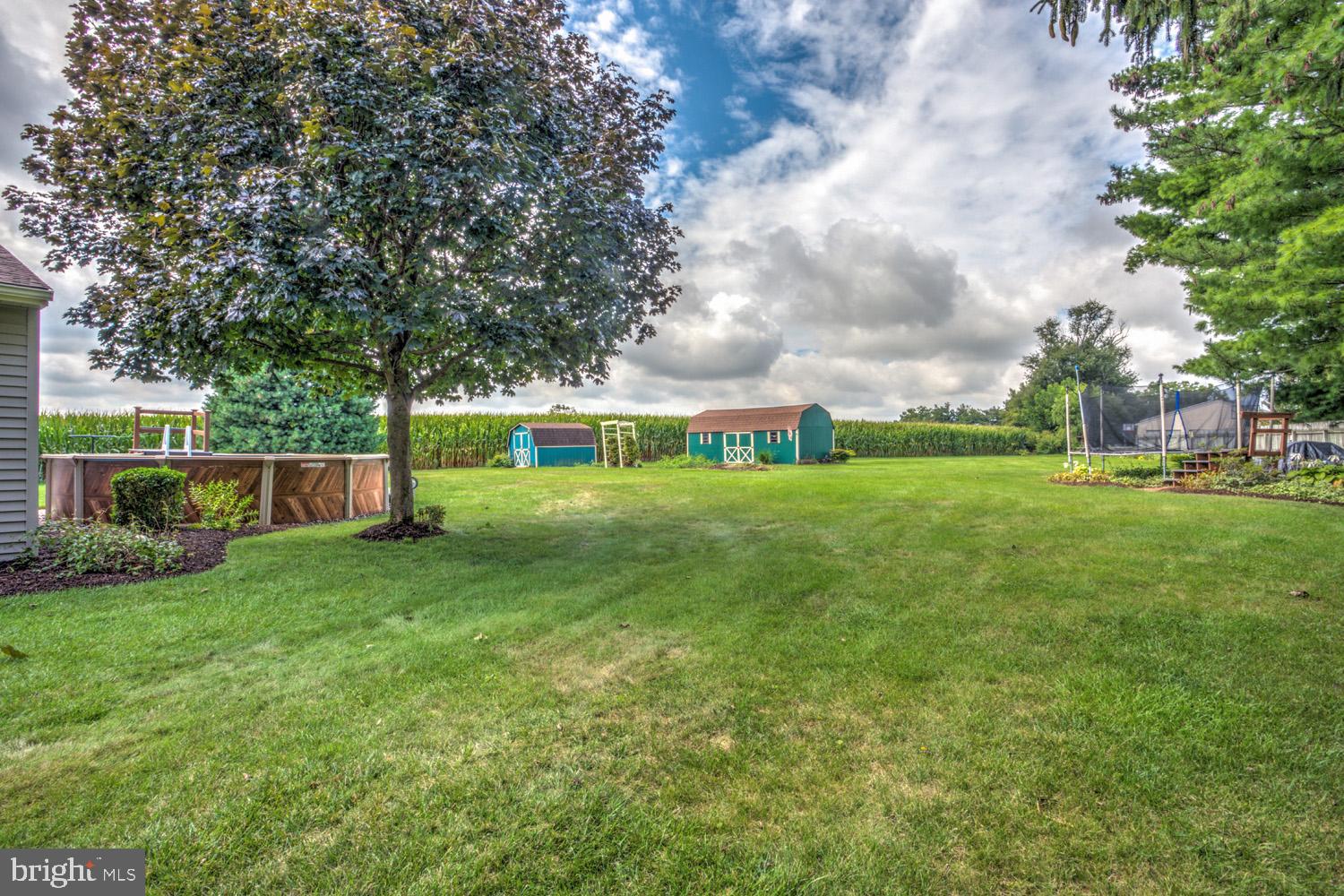 534 Oak Lane Lititz, PA 17543 - Photo 7 of 72