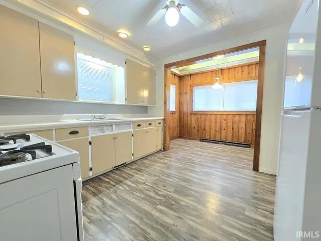 $129,000 | 2710 Milburn Boulevard, Mishawaka, IN 46544