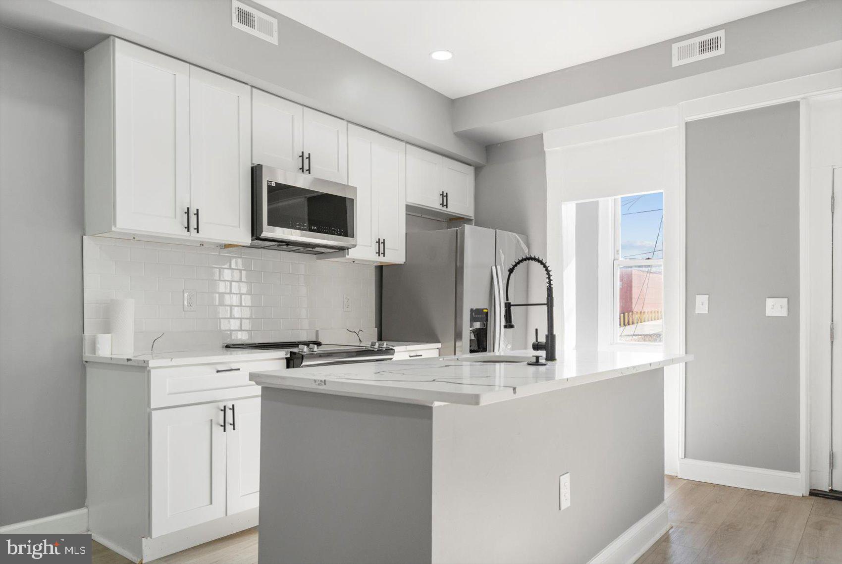 1651 Darley Avenue Baltimore, MD 21213 - Photo 6 of 30