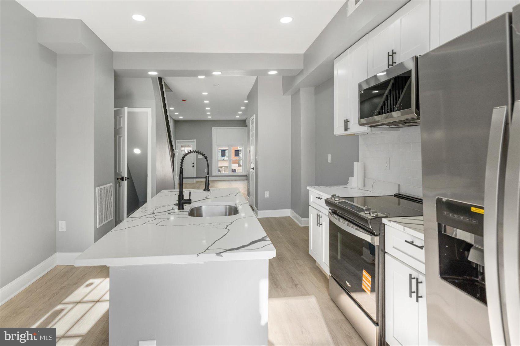 1651 Darley Avenue Baltimore, MD 21213 - Photo 8 of 30