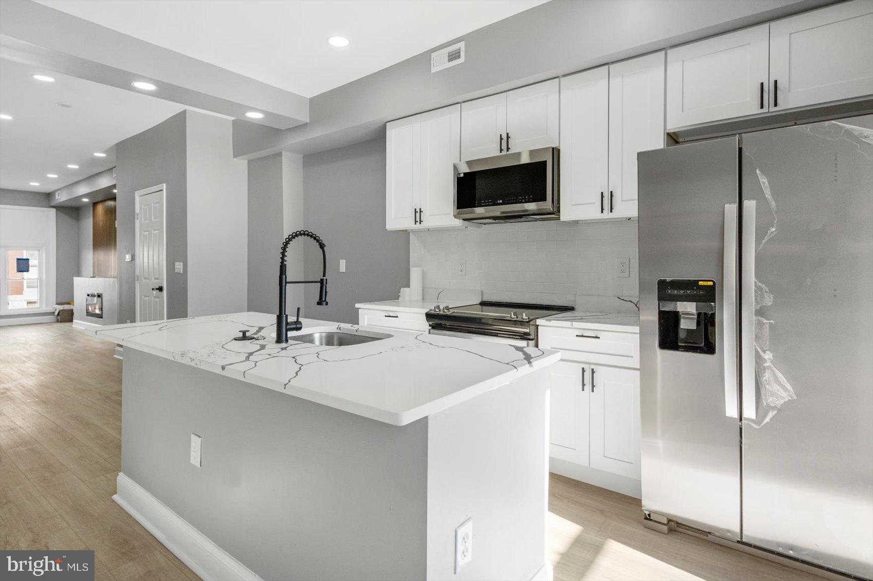 1651 Darley Avenue Baltimore, MD 21213 - Photo 9 of 30