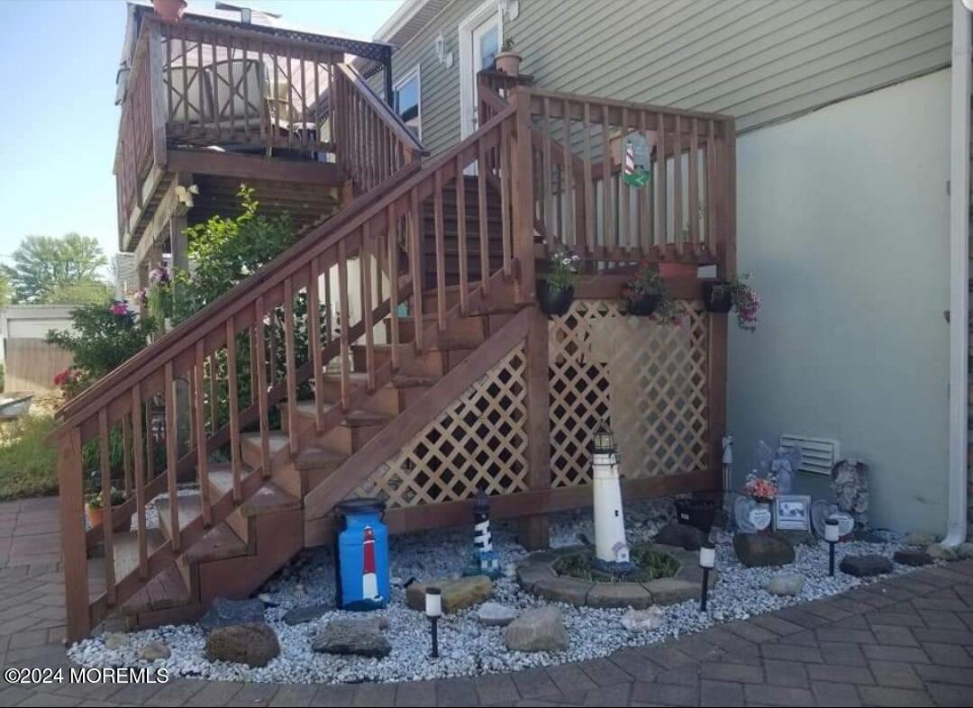 334 Bayview Avenue Ocean Gate, NJ 08740 - Photo 4 of 69 a view of entryway with wooden floor
