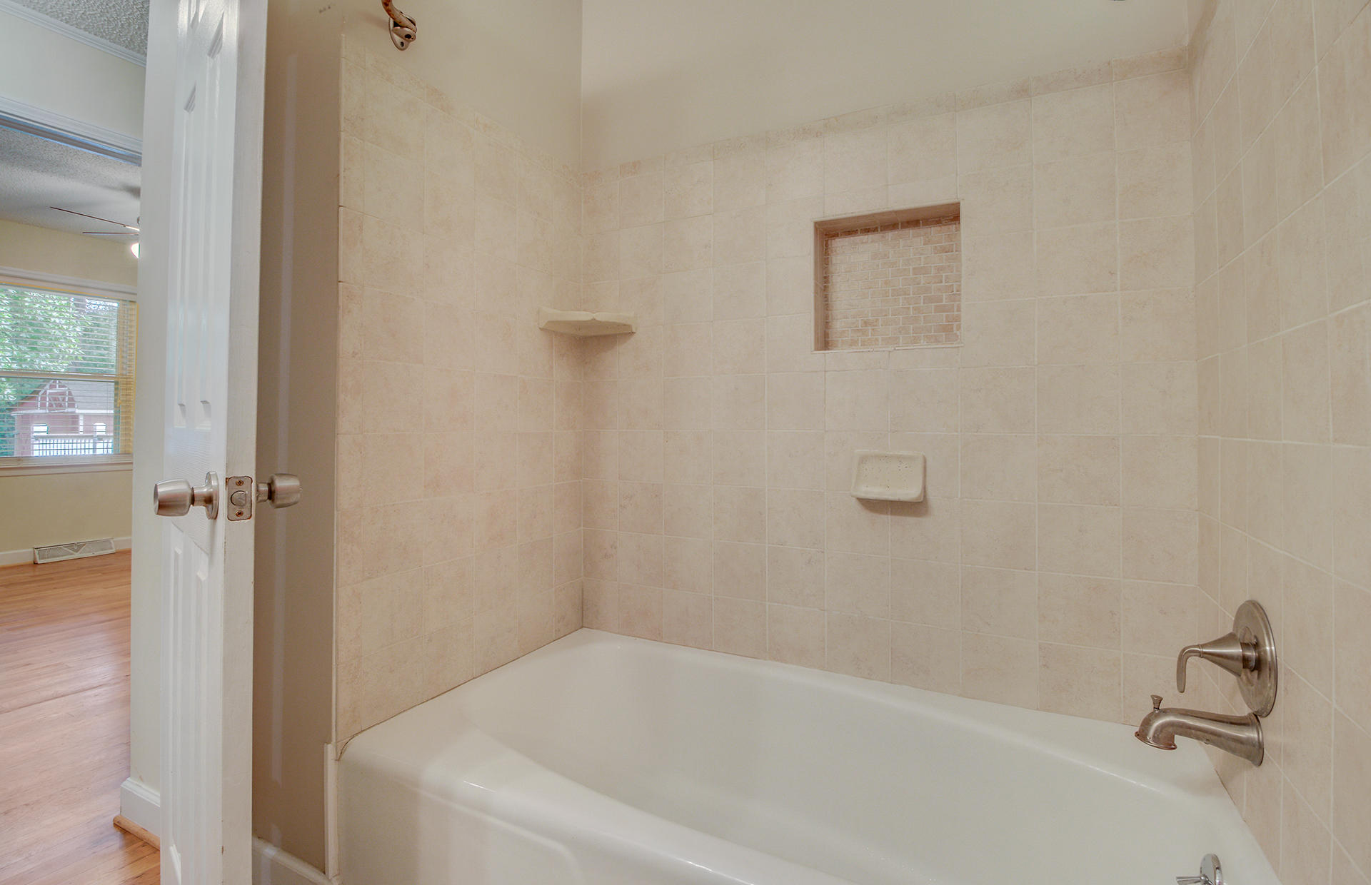 8530 Delhi Road North Charleston, SC 29406 - Photo 21 of 33 28